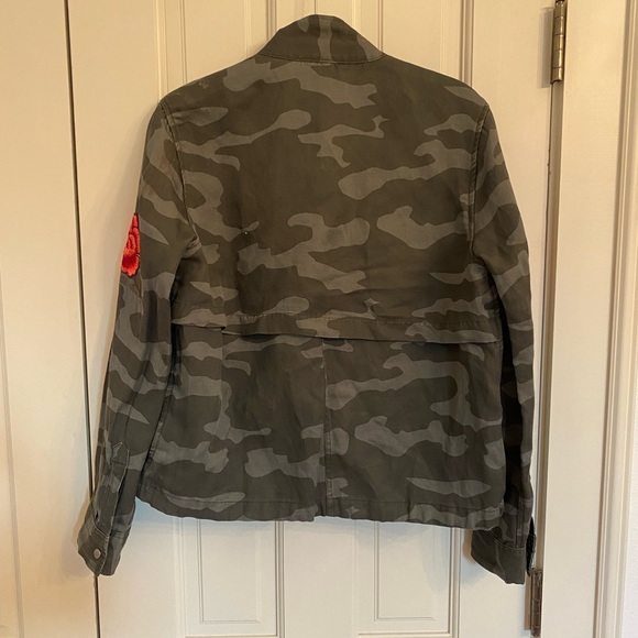 Rails Collins Military Jacket Camo with Rose Patches - Picture 3 of 4